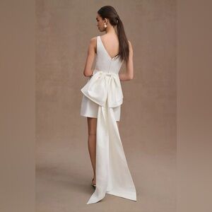 NWT Sachin & Babi Archie V-Neck Back-Bow Mini Dress